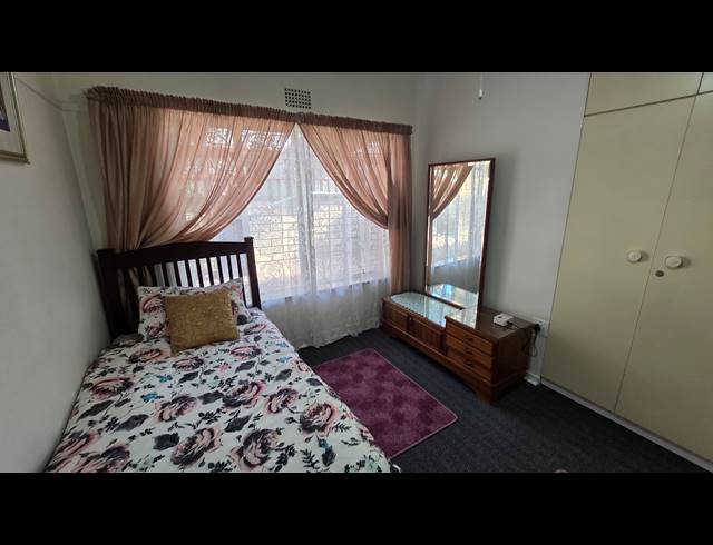 3 BEDROOM FREEHOLD FOR SALE IN SOUTH CREST